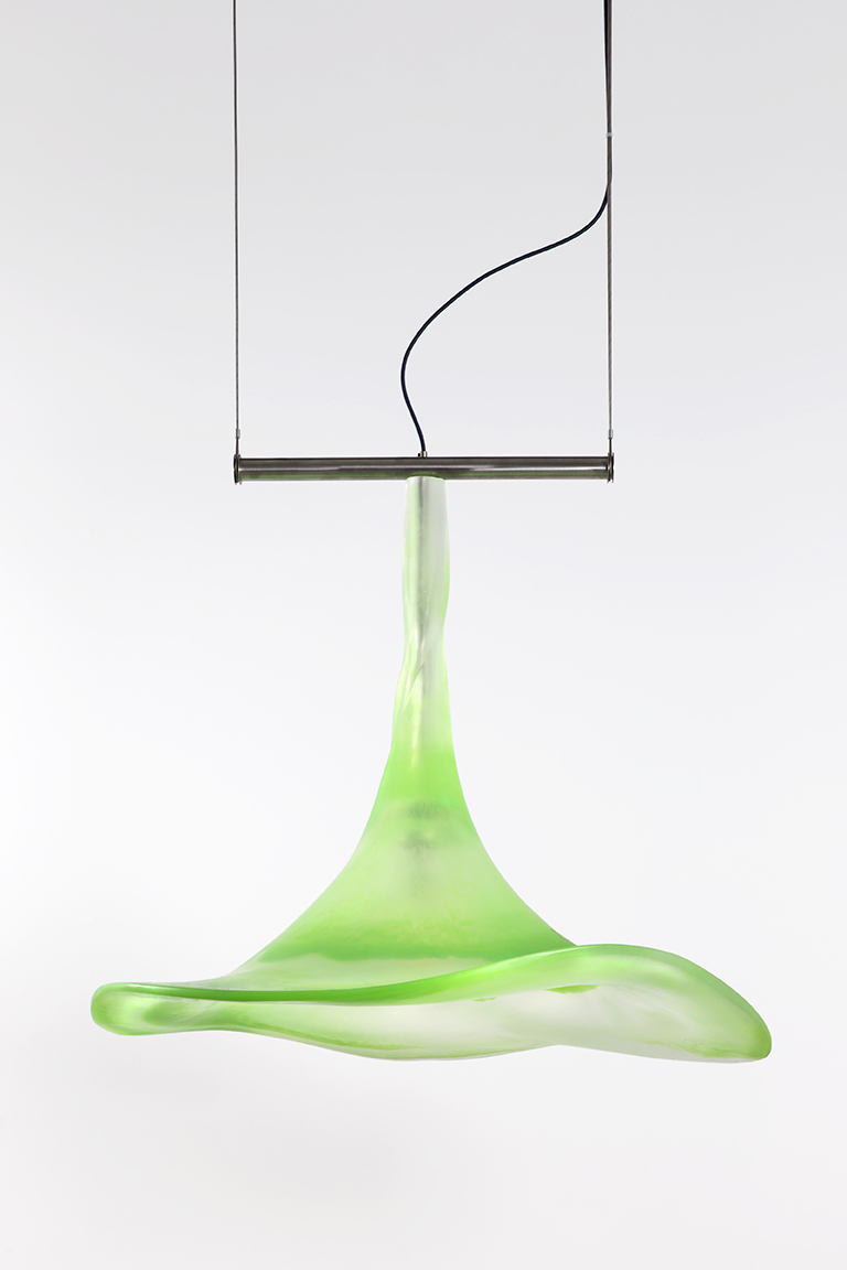 Paula Hayes Trapeze Chand Svalbard Bar 2