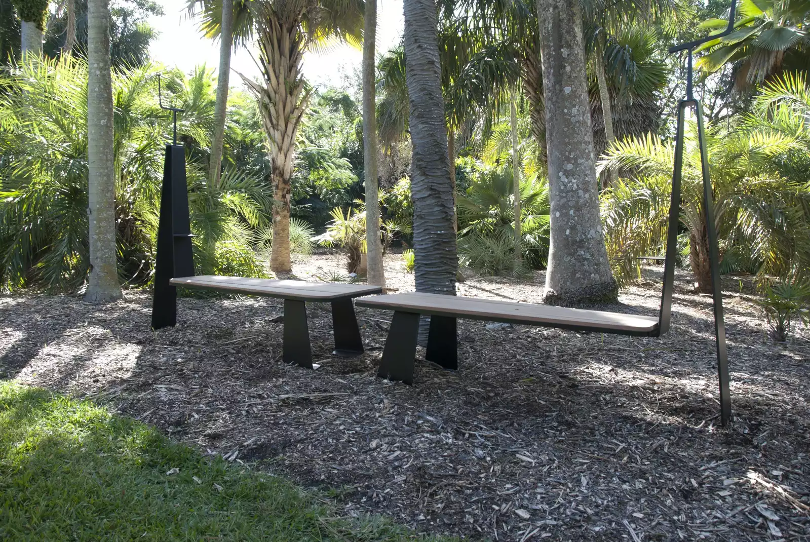 d7hftxdivxxvm.cloudfront-4