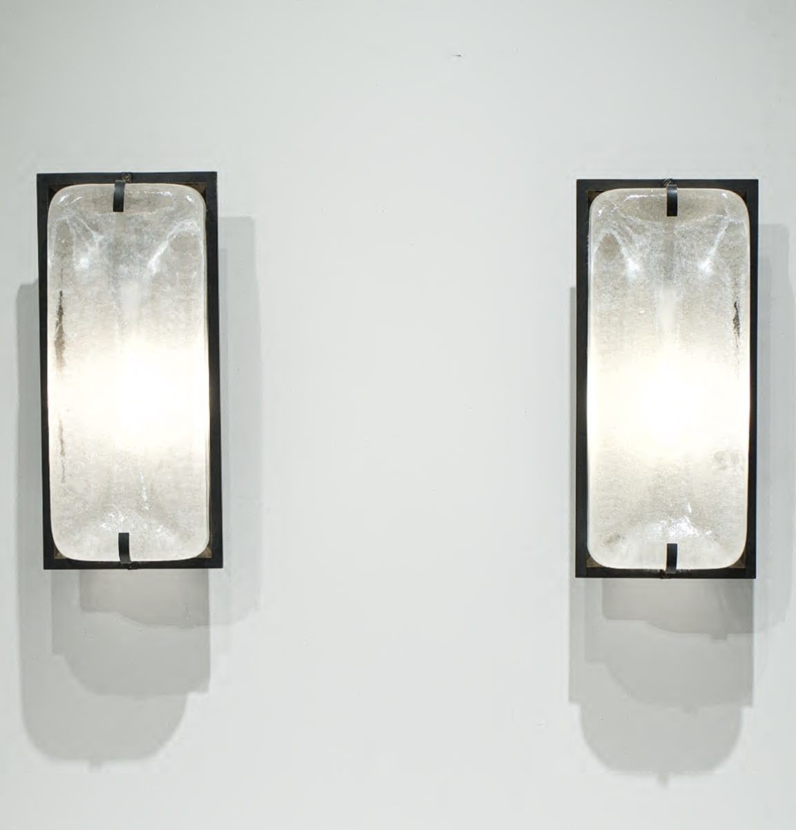 triscota sconce