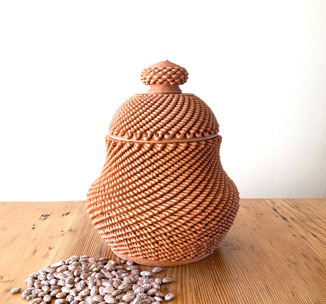 San Fratello Rael Bean Pot 4