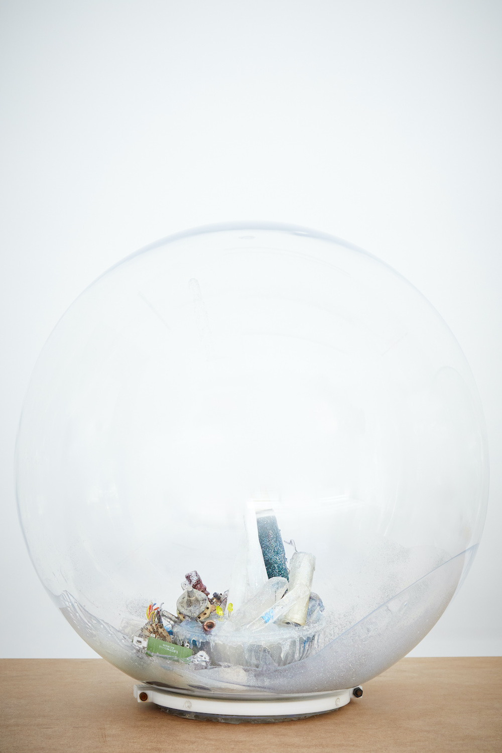 CG Gallery PaulaHayes GazingGlobes 1.1