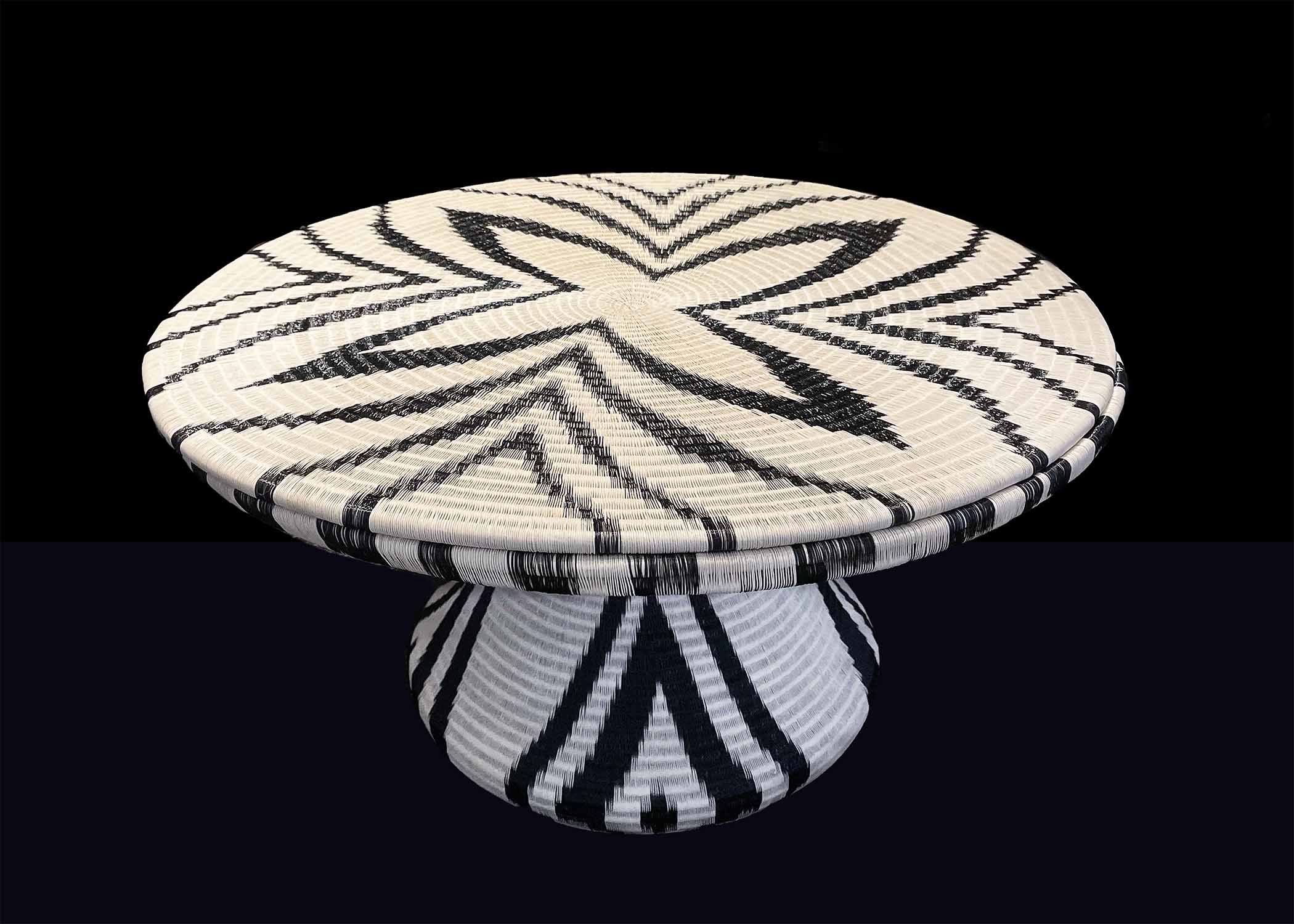 Black And White Hechizoo Chair