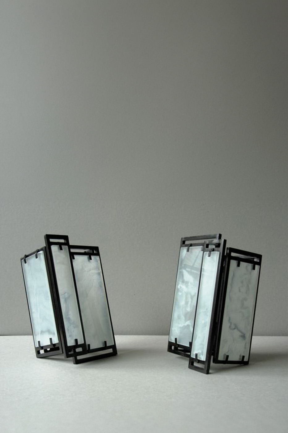 Come Onyx Sconce WedEdit